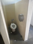 No-Door Toilet