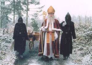 "Samichlaus", "Schmutzlis" and donkey.